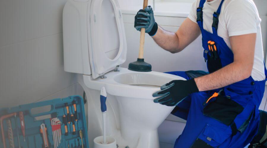Local expert plumbing services in Ina, IL